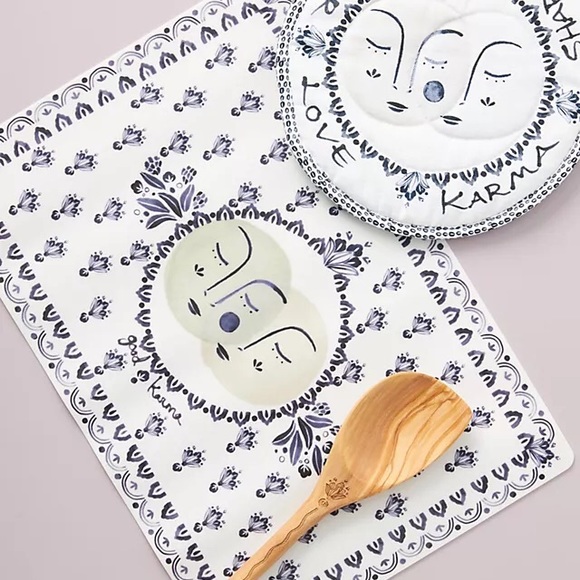 NWT Anthropologie Positive Vibes Baking Set - 3 Piece Mitt, Spoon, Mat - Picture 3 of 3